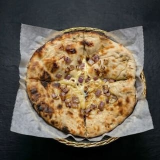 CHEESE KULCHA