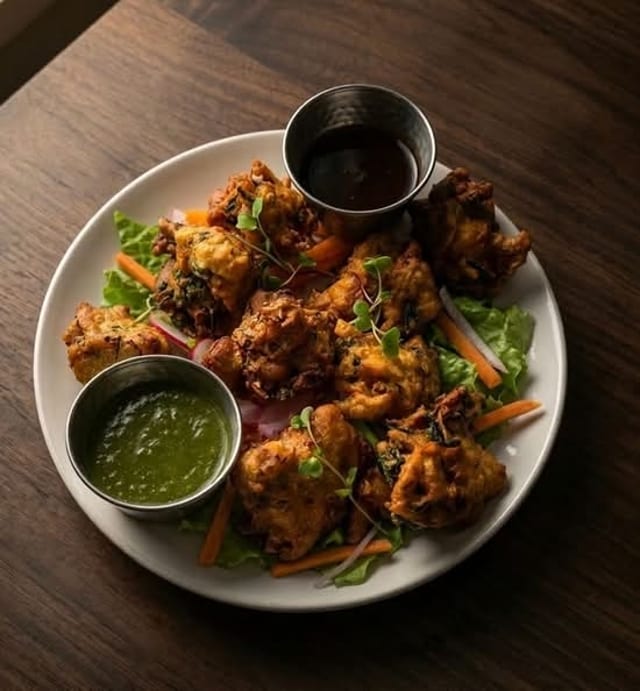 Mixed Veggie Pakoras.