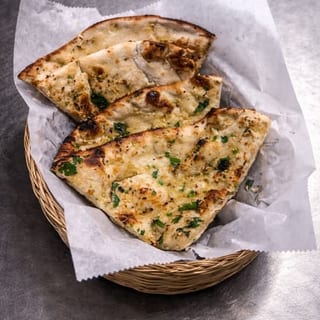 Chilli Garlic Naan