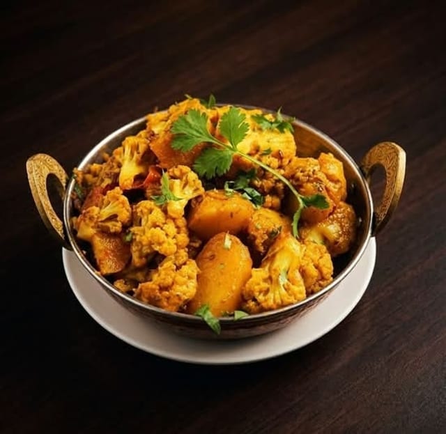 Aloo Gobi ( VEGAN ).